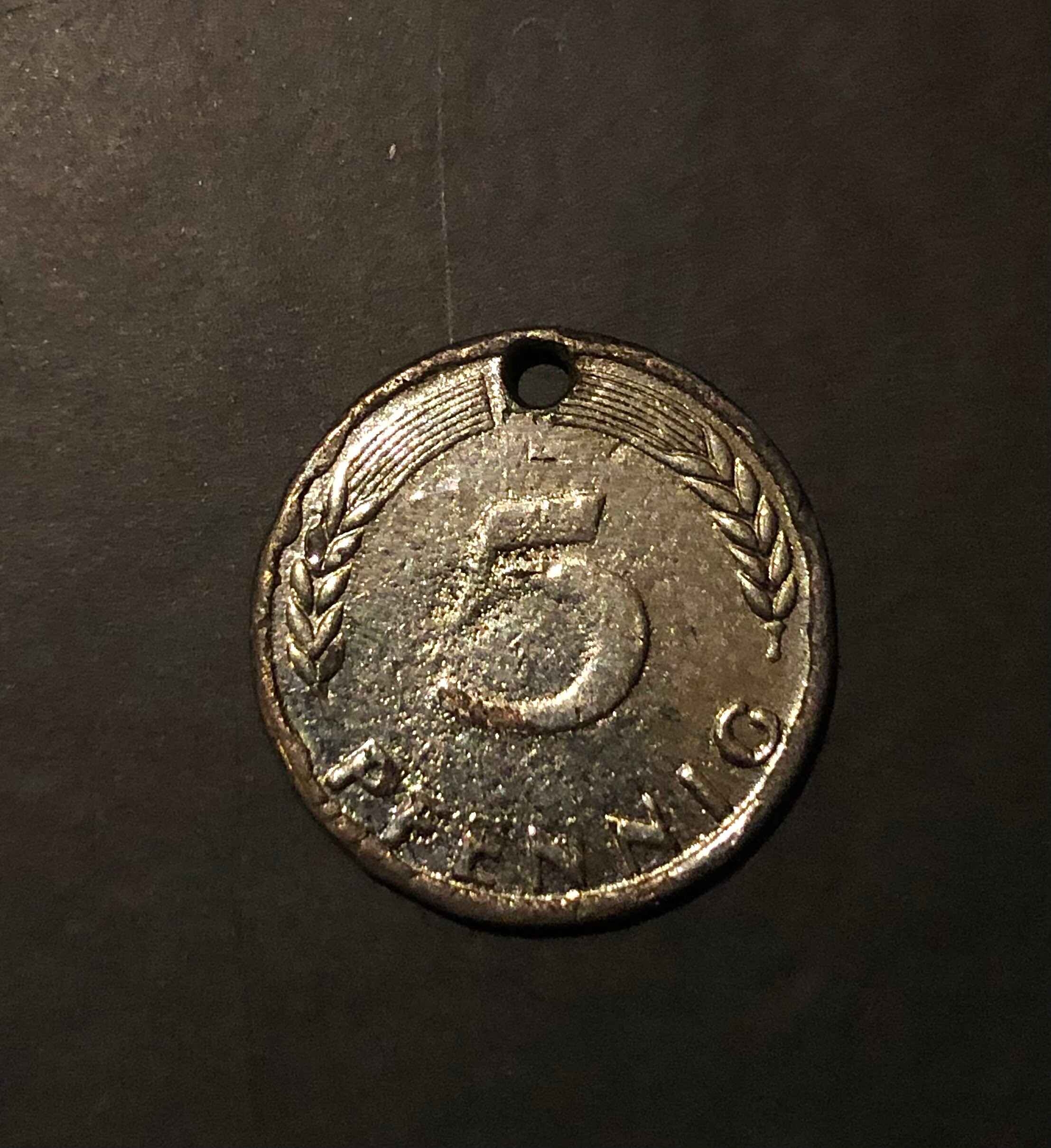Deutchland-5-Pfennig-1949-Different-Material?