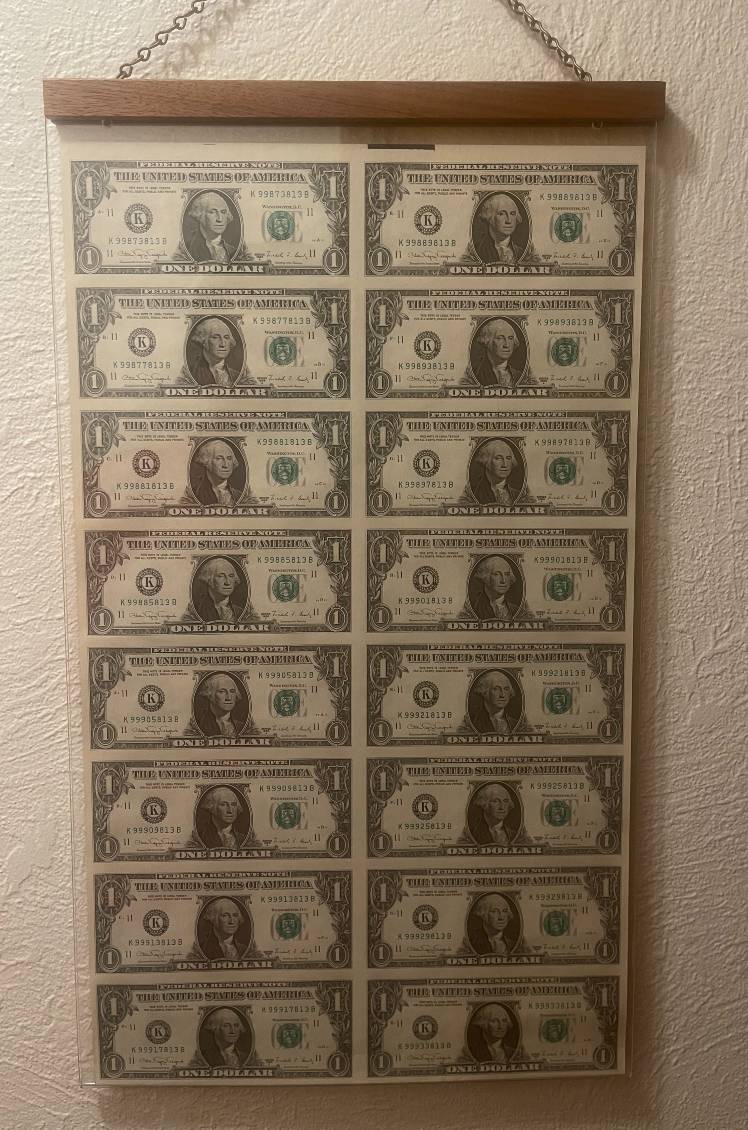Uncut-Currency-Display-Ideas?