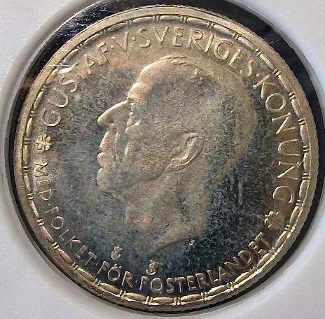 Post-Your-Coins-With-Coats-Of-Arms,-Shields,-Crests,-Crowns,--Etc.