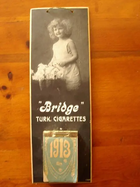 Any-Locksmiths-Or-Master-Burglars-Here?-Coins-Trapped-In-Old-Vending-Machine-No-Key