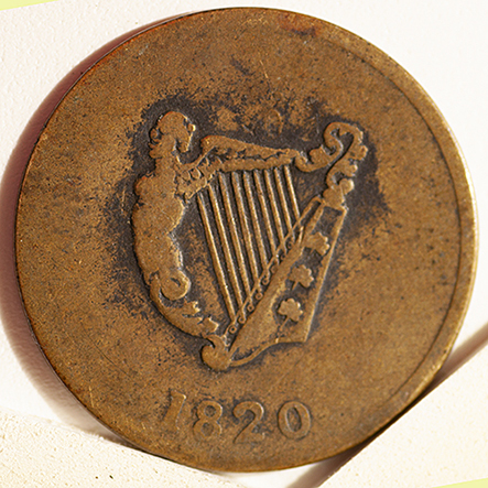 Five-Curios-In-Need-Of-Identification
