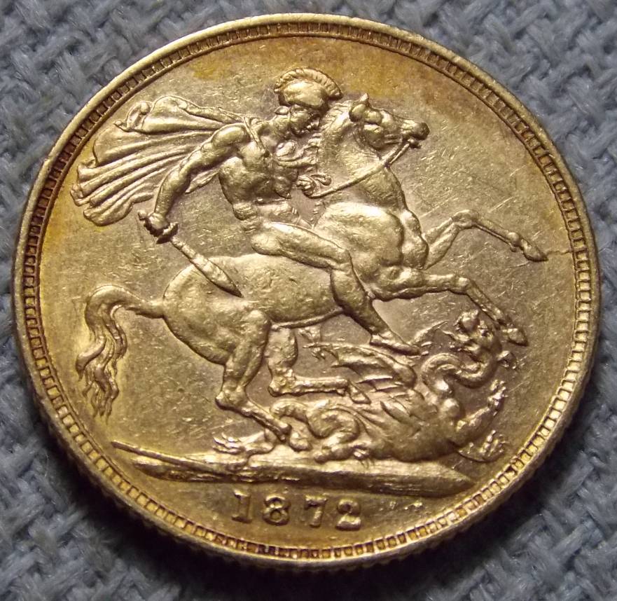 Dark-Red-Residue-On-Victoria-Head-Gold-Sovereign