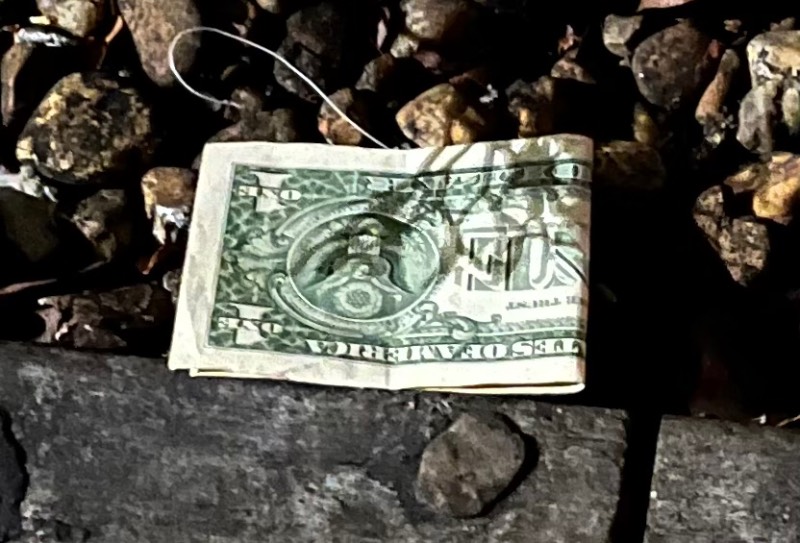 Post-Your-Stories-&-Pix-Of-Found-Money