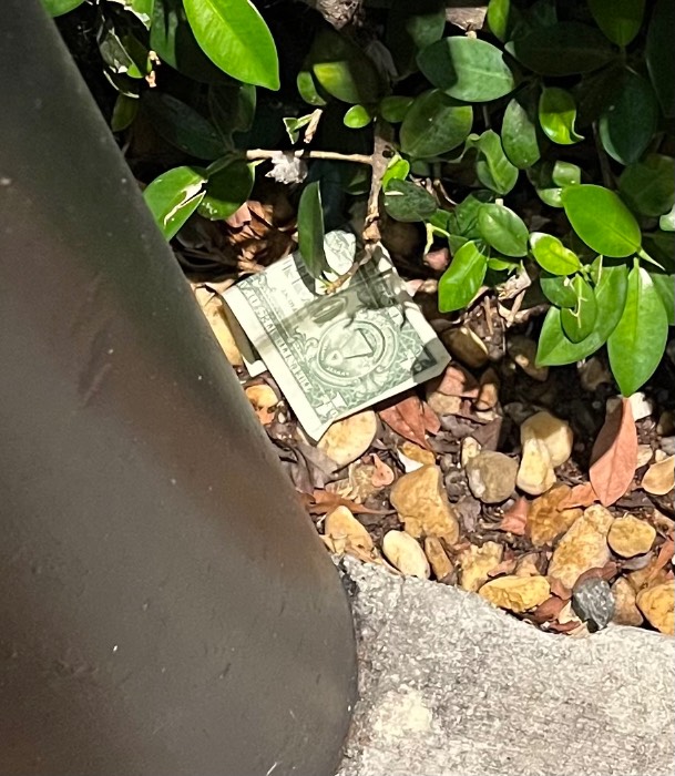 Post-Your-Stories-&-Pix-Of-Found-Money
