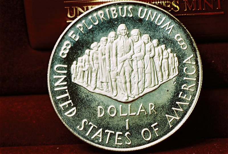 People-On-1987-Constitution-Commemorative-Silver-Dollar
