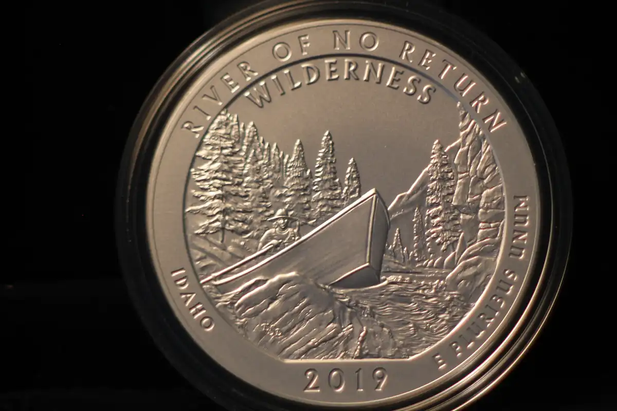 Post-Your-Coins-And-Medals-With-Trees