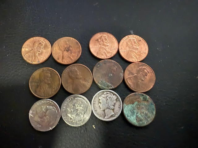 Coinstar-Finds!-Including-Bank-Counters-And-Other-Machines