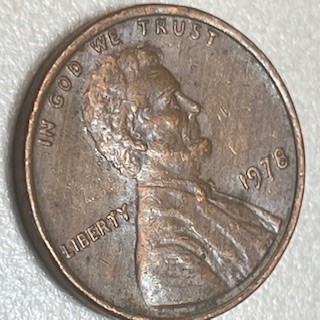 1978-Lincoln-Penny---Die-Chip-Or-DDO,-Weird-Brush-Pattern-Post-Damage?