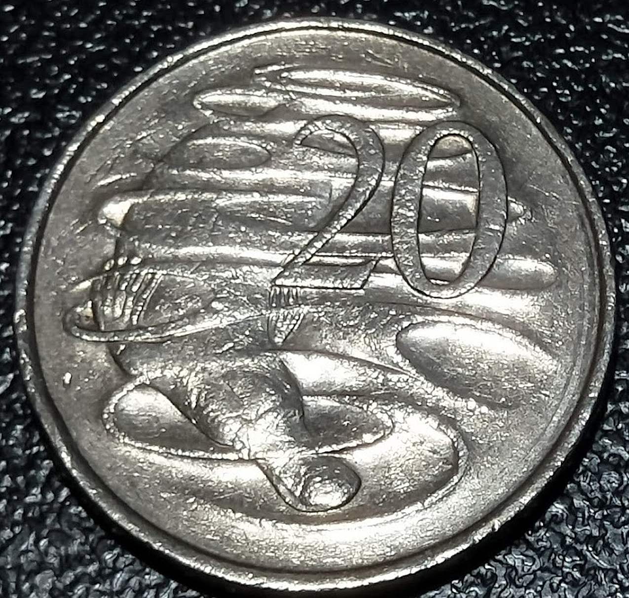 1981-20-Cents-Coin-With-Vertical-Dash-Between-R-&-A-Of-Australia