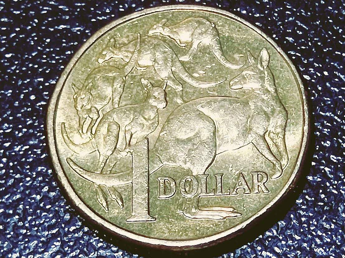 $1-Mob-Of-Roos---2018-Variations-&-Cud/Die-Chip