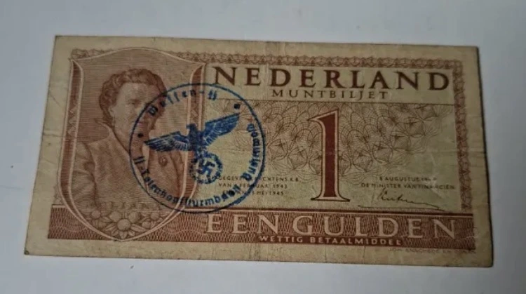 German-Banknotes-With-Waffen-SS-Overprint/Stamp