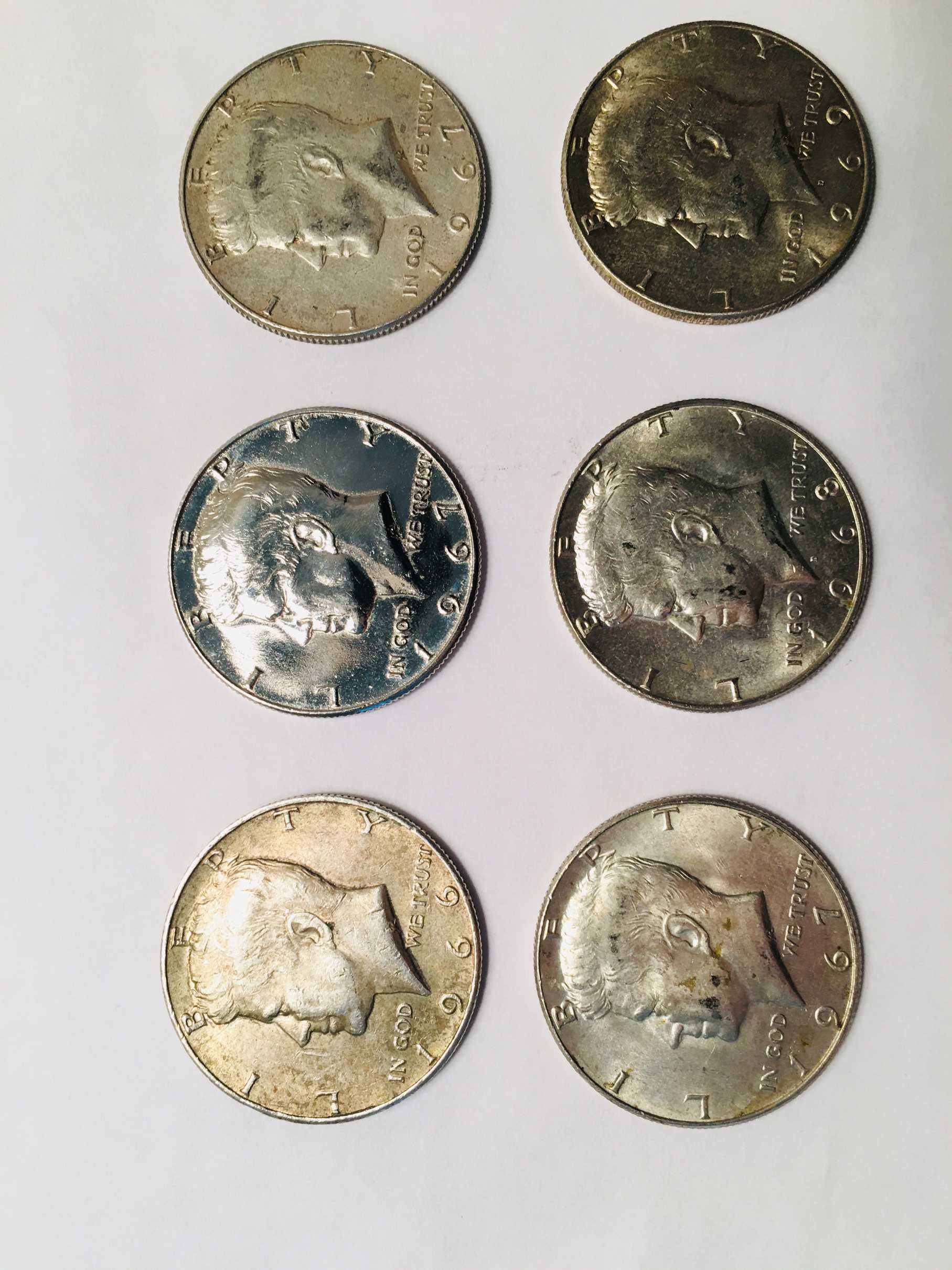 Disappointing-Results-From-A-Box-Of-Bank-Rolled-Half-Dollars-With-Two-Silver-Enders