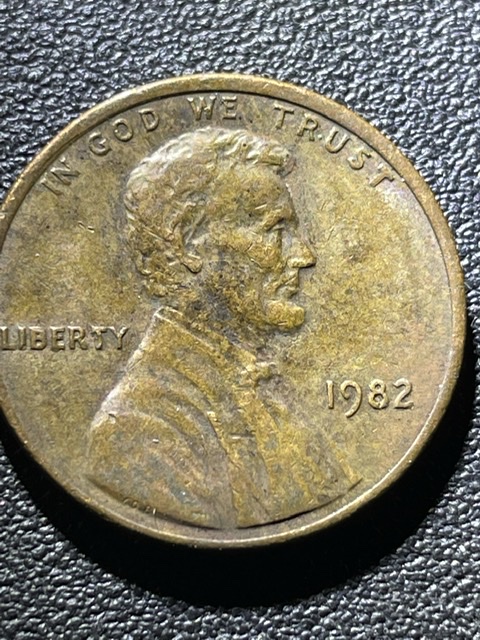 1982-Sm-Date-P-With-Errors-+-Plus-A-Bonus-72-Cool-Toned-Pictures!