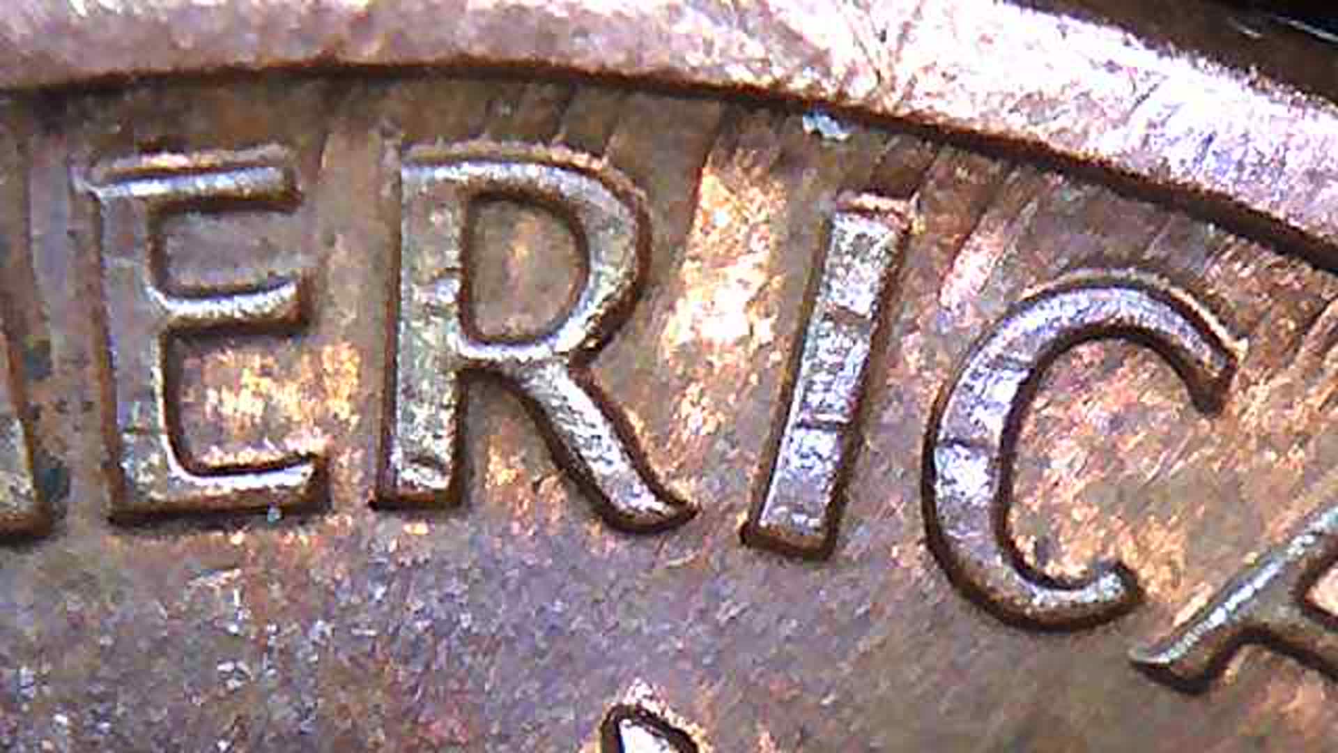 1992-D-Penny-With-Strange-Die-Error-Or-Damaged-By-Machine-At-Mint