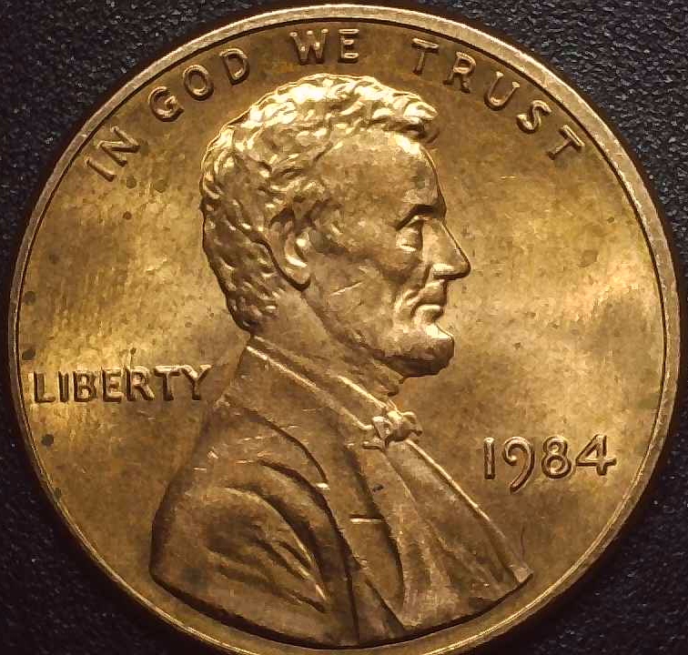 Split-Serifs?-Is-This-A-Lincoln-1984-DDR?