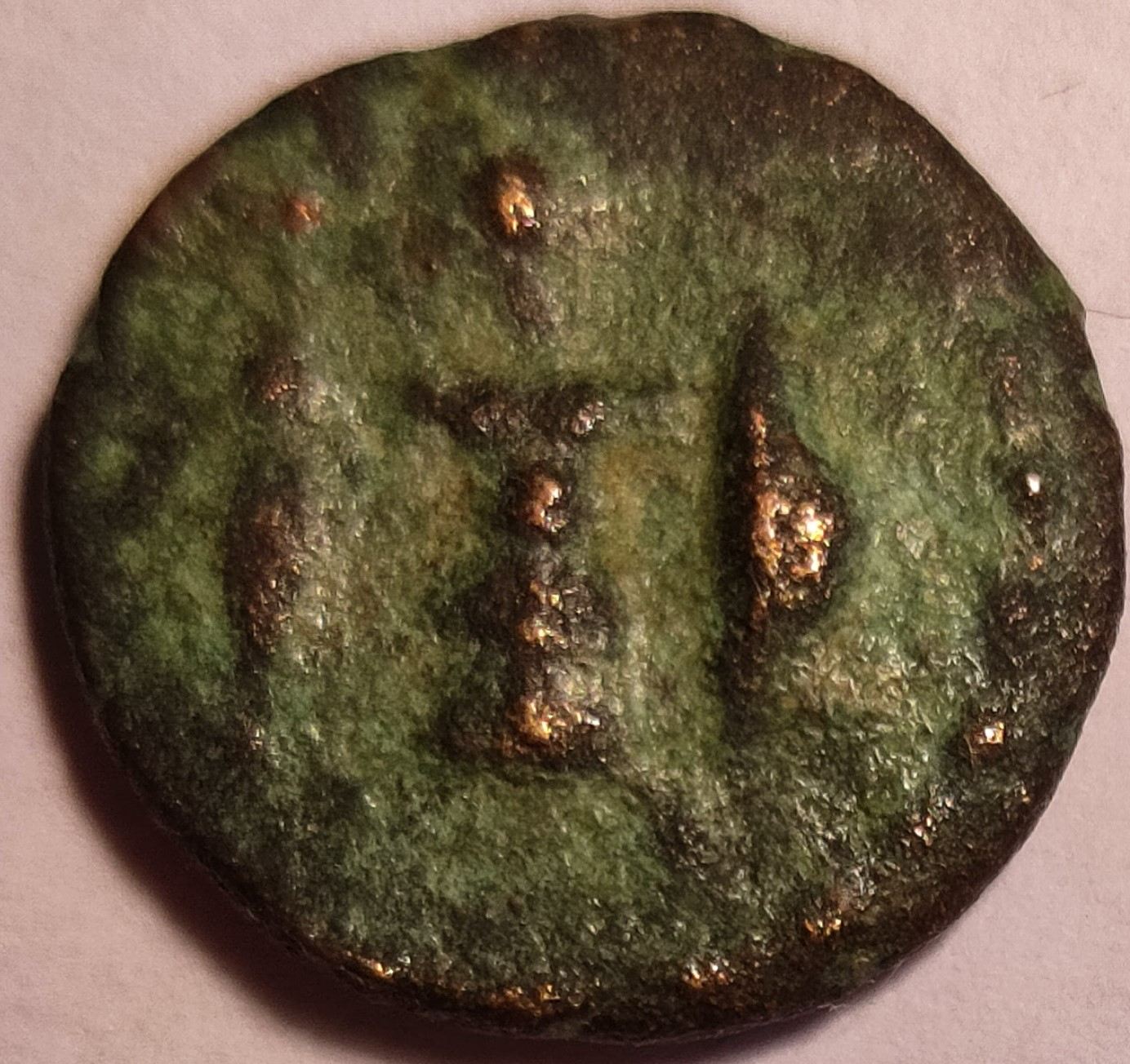 Unknown-Coin-To-Id.-No-Legends.