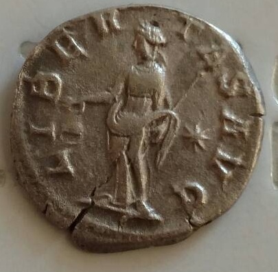 Commodus-AR-Denarius-Immitation?