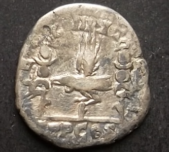 Legionary-Denarius-Of-Septimus-Severus-Legion-III-Ital