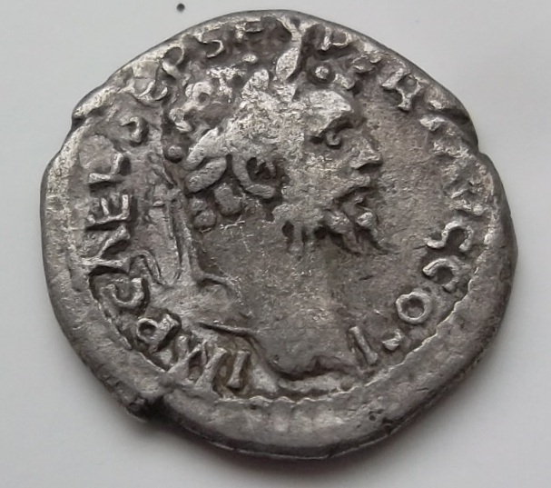 Septimius-Severus-Denarius.ric-424-Emesa-Mint