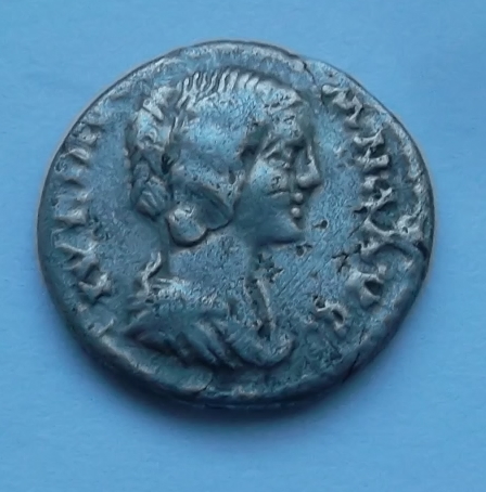 Julia-Domna-AR-Denarius-Saecvl-Felicit-Emesa-Mint