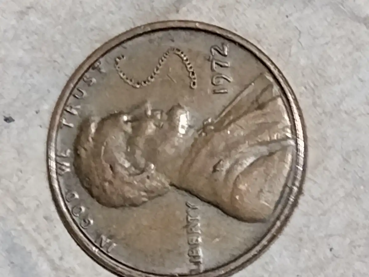 1972-Philadelphia-Cent---Severe-Raised-Field-Anomaly-Second-Opinion-Needed