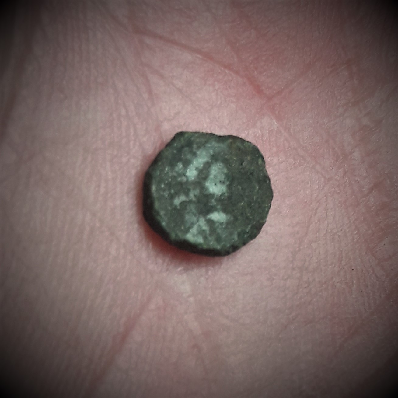 Vandals-Coin-5mm-And-4.98-Grams