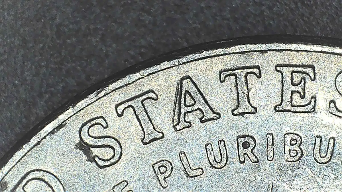 2004-D-Nickel,-A-Little-Fun-Going-On-With-This-One