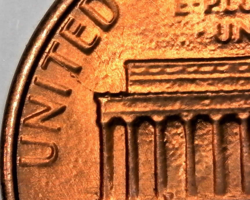 Pretty-Nice-Die-Crack-On-The-Reverse-Of-A-1983-P-Lincoln-Cent