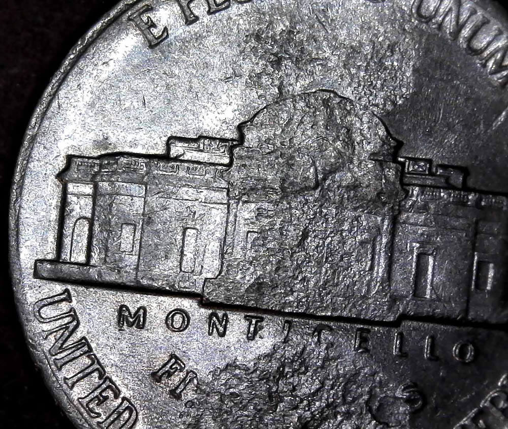 Off-Center-Double-Stike-With-Blank-Planchet?1995-Nickle