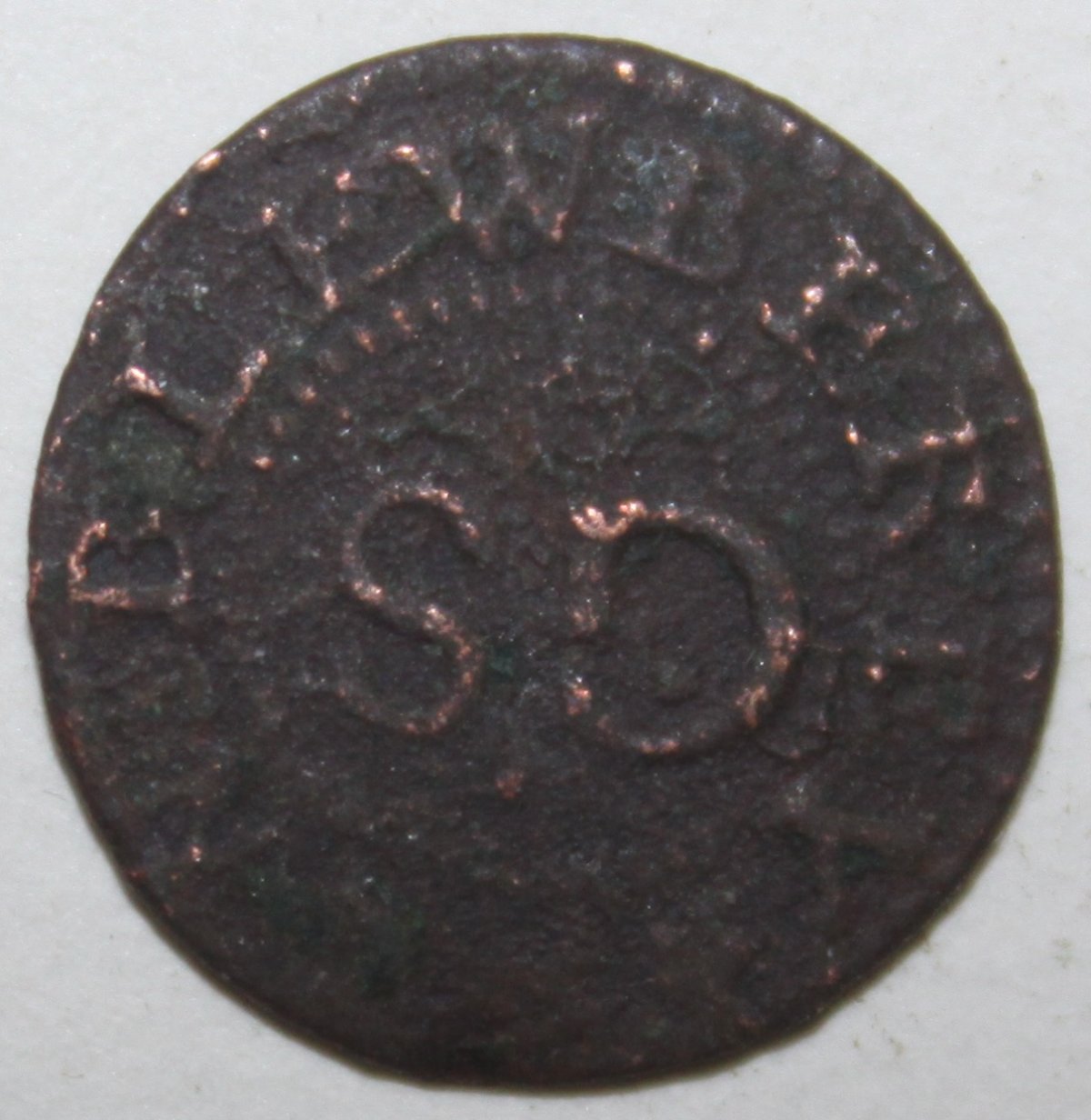 Unknown-5---Found-Among-A-Lot-Of-Old-British-Copper-Id:-17th-Century-Blewberry-Farthing-Token