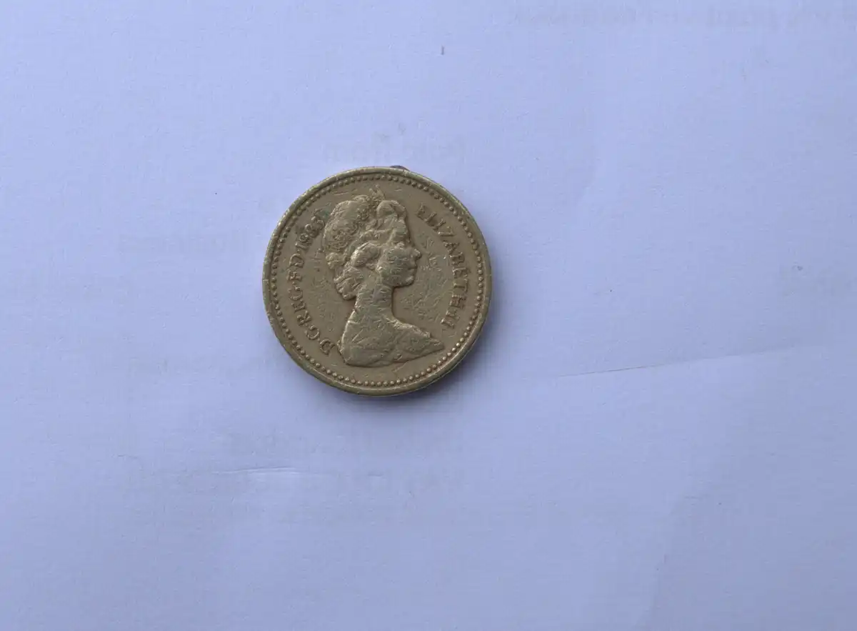 I-Think-Is-Some-1-GBp-Coin-But-Really-Old-Can-Some-Help-Identify-Please