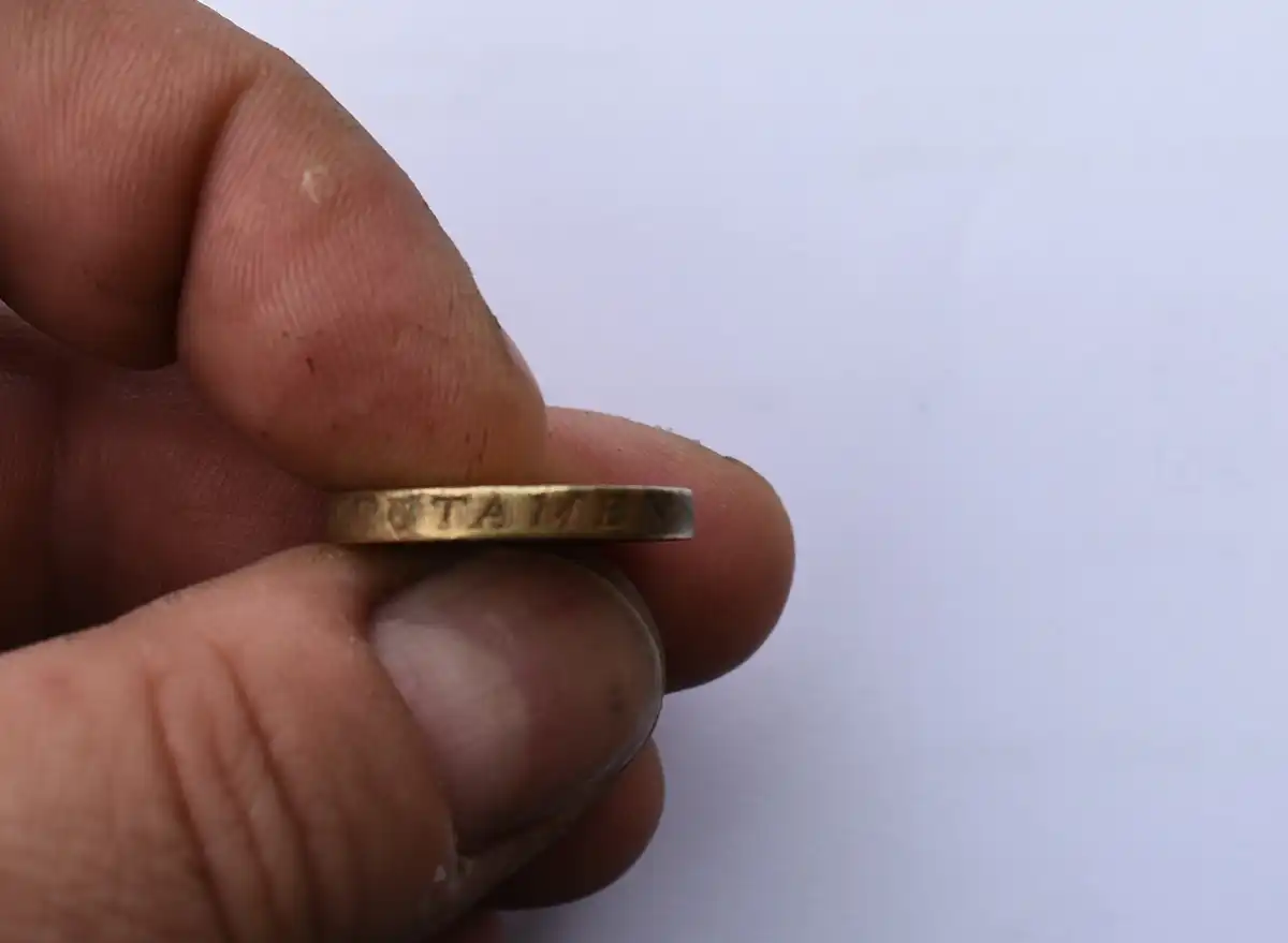 I-Think-Is-Some-1-GBp-Coin-But-Really-Old-Can-Some-Help-Identify-Please