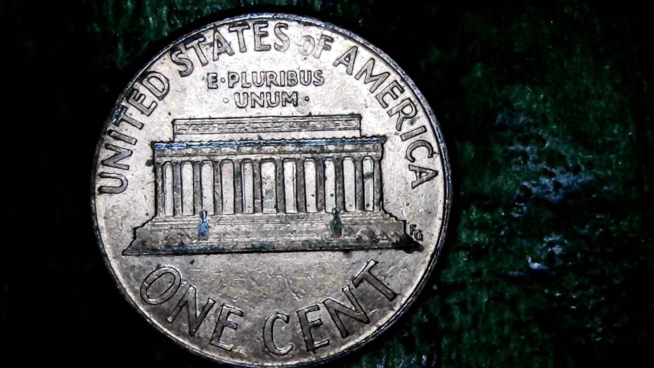 1990-D-Penny-Am-I-Getting-Warmer-With-This-One-On-The-Reverse-Of-My-1990-D-Cent-Is-It-A-DDR
