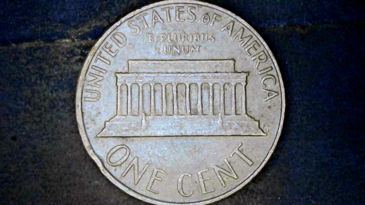 1977-Cent-Why-Does-The-In-Of-In-God-We-Trust-Look-Like-That-Is-It-Damage-Or-What-Is-It