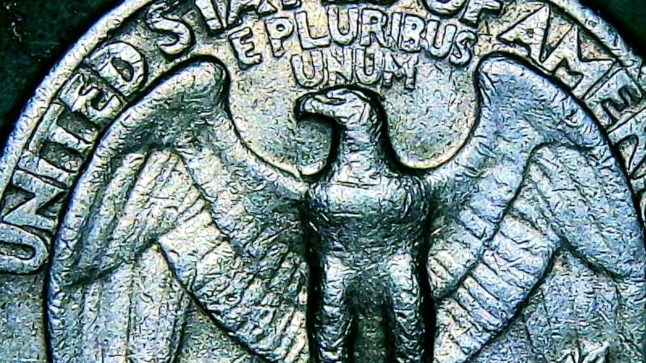 1967-Quarter-There-Is-A-Faint-Line-That-Is-Running-From-The-Tip-Of-The-Beak-Down-To-The-Shoulder
