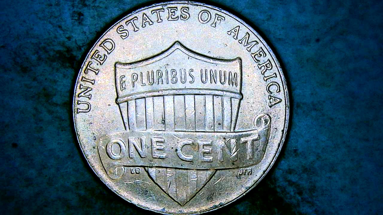 2021-D-Cent-Can-One-Of-You-Help-Me-I-Think-I-Have-A-DDR-But-Not-Sure