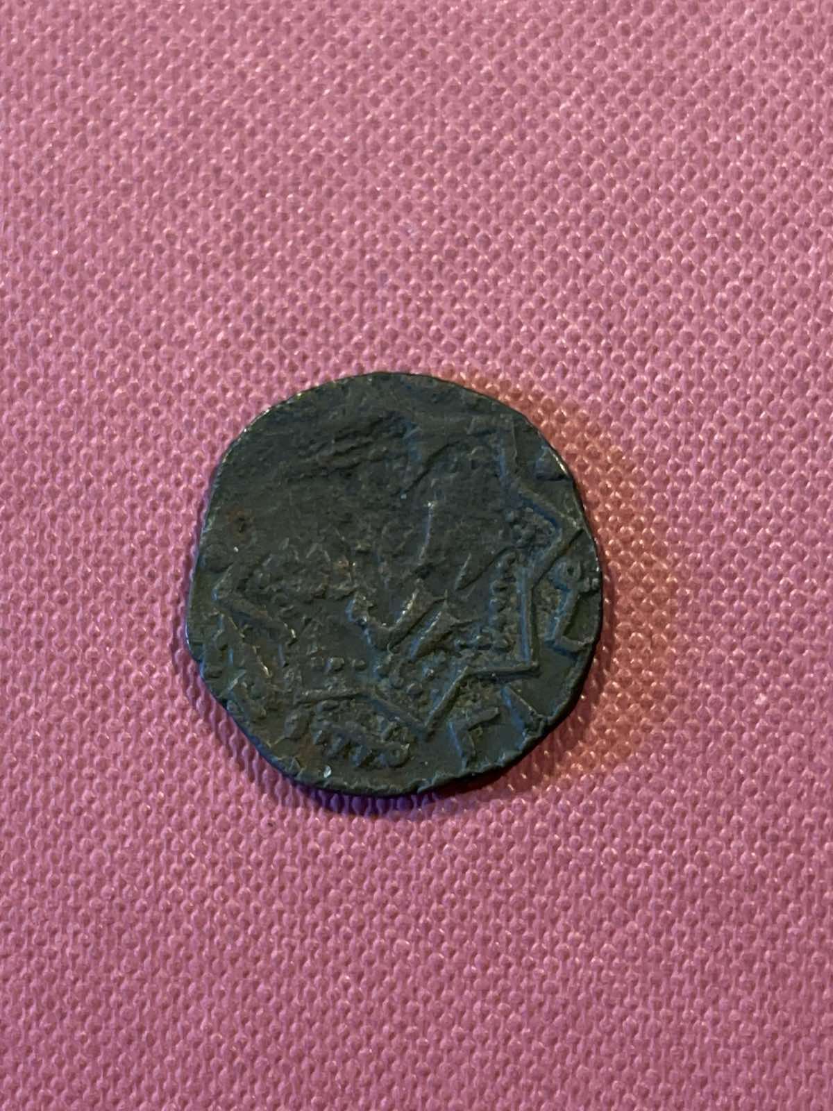Help-With-Anatolian-And-Byzantium-Coins-Id:-6th-Century-Byzantine-And-12th/13th-Century-Ayyubids