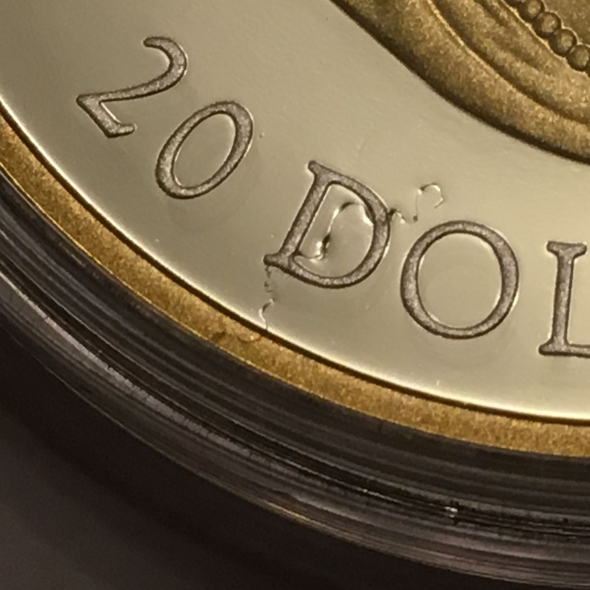 Fracture-On-Coin-Obverse