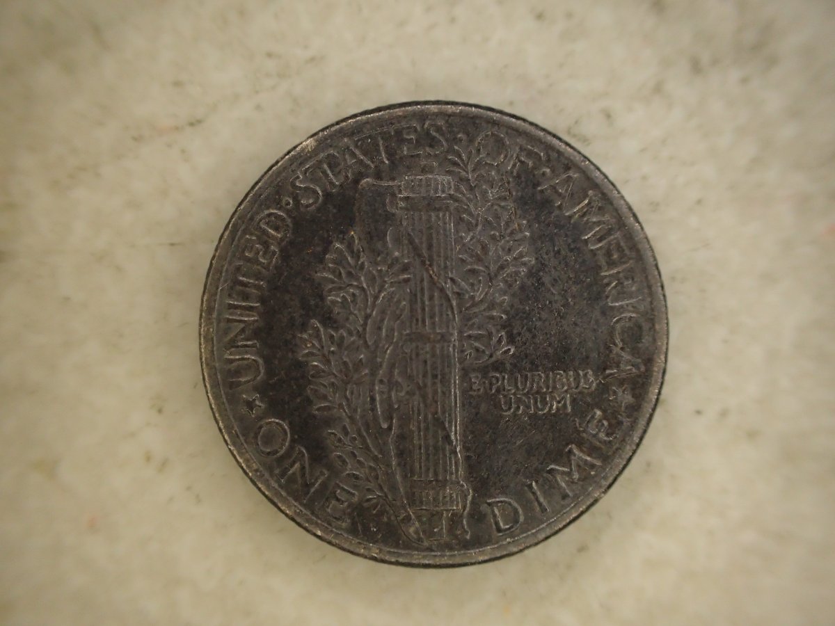 Black-Toned-Mercury-Dimes
