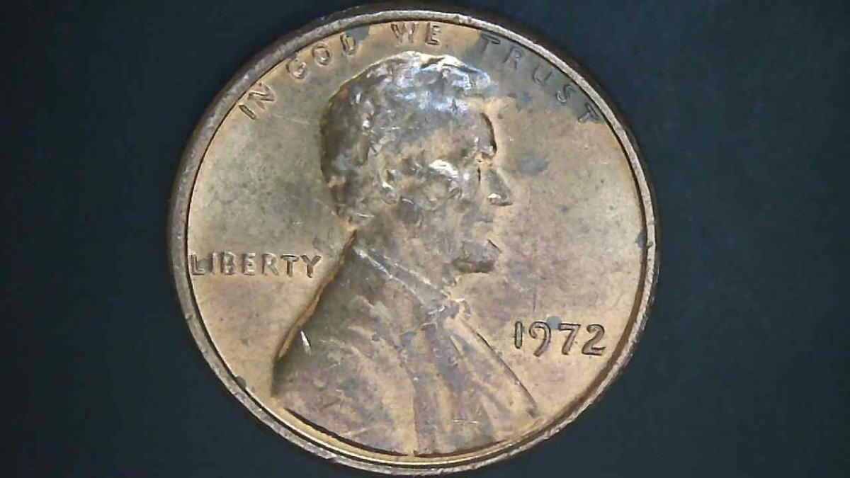 1972-Penny-With-Gap-Around-The-Rim,-Is-This-Normal?