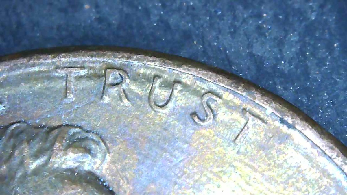 1987-Penny-With-A-Rim-Or-Bubble-?
