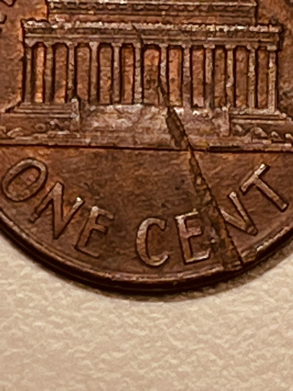 19*-Lincoln-Memorial-Cent-From-Coin-Roll,-Error-Or-Post-Damage