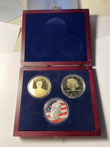 Unknown-Value-Of-Coin-Set?--Help.