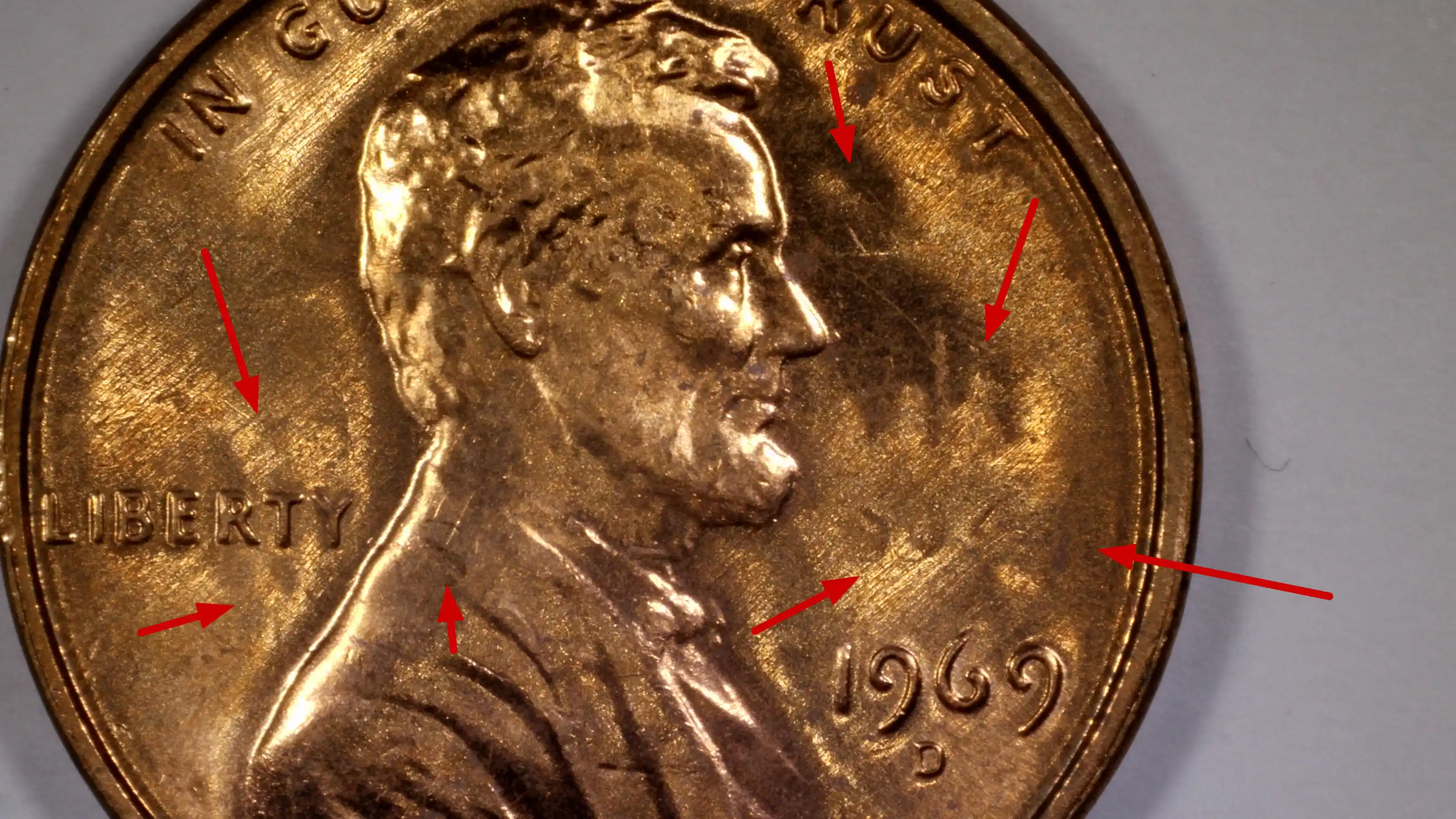 1969-D-Lincoln-Memorial-Penny---Odd-Letters-And-Design-Underneath