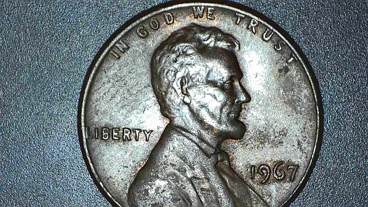 1967-Lincoln-Cent---Memorial-Has-A-Curtain?