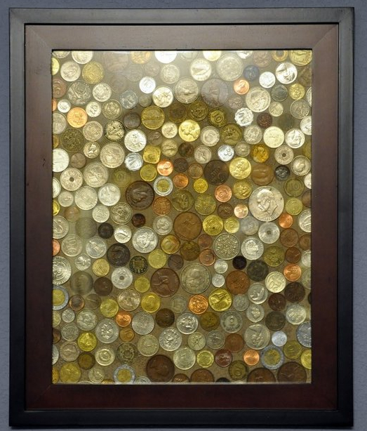 Should-I-Put-My-Coins-In-A-Frame-Or-Leave-Them-In-An-Album?
