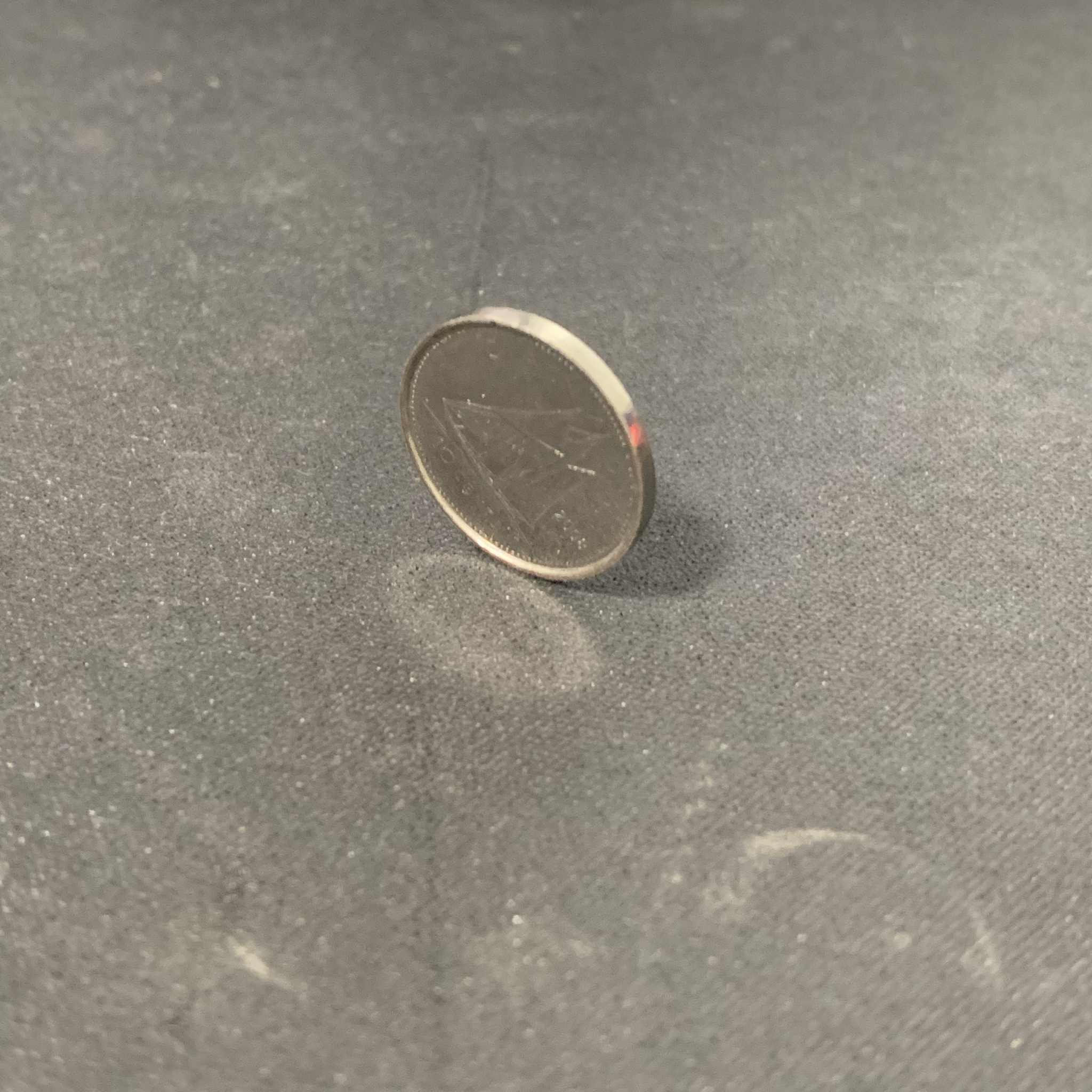 2008-Canadian-Dime-Error-Coin-Flat-Edge/No-Grooves