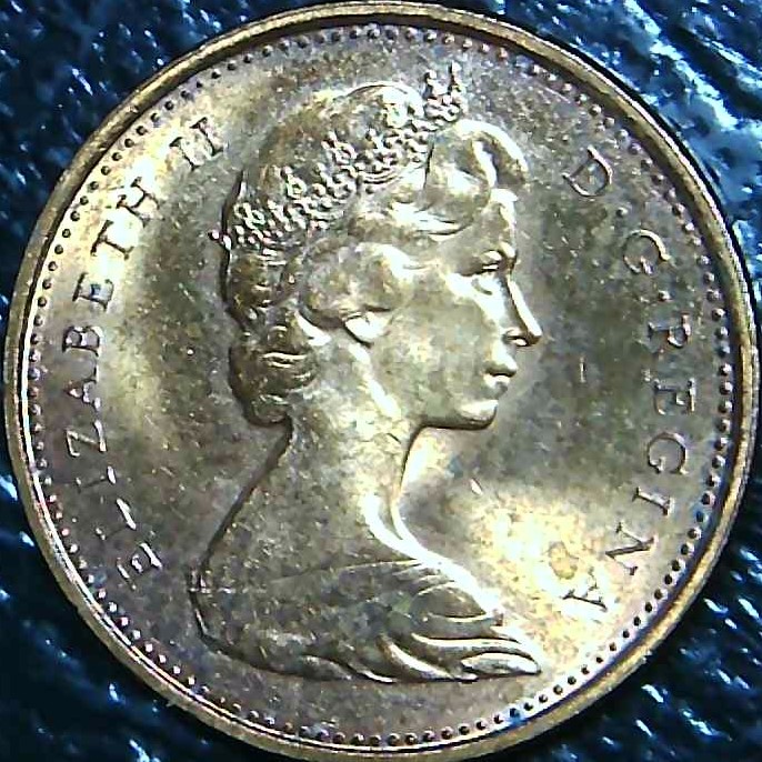 Strange-Effect-On-A-1975-Cent