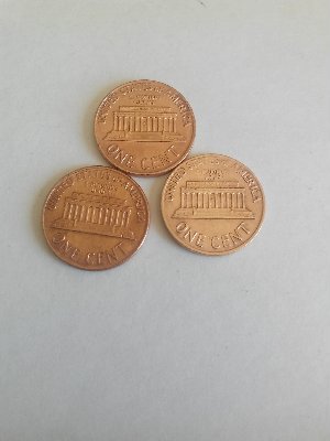 1922-Wheat-Penny-With-Authentication-Certificate-And-Others