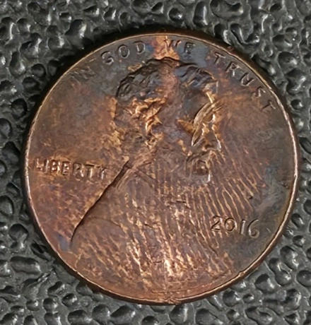 2016-Penny-Obverse-Has-Extra-Letters